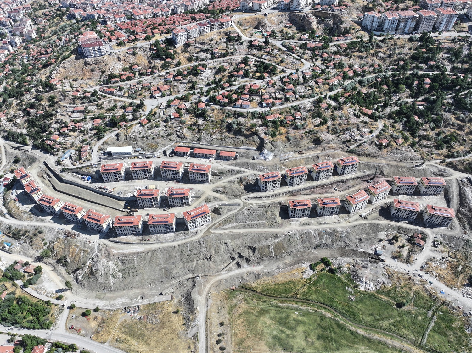 Ankara İli Mamak İlçesi 1. Etap 464 Konut 7 Adet Ticaret 1 Adet Cami İnşaatları İle Altyapı Ve Çevre Düzenlemesi Yapım İşi